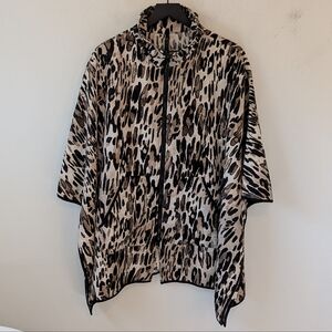 IC by Connie K Women's Leopard Poncho Jacket Size Large Lagenlool Animal Print
